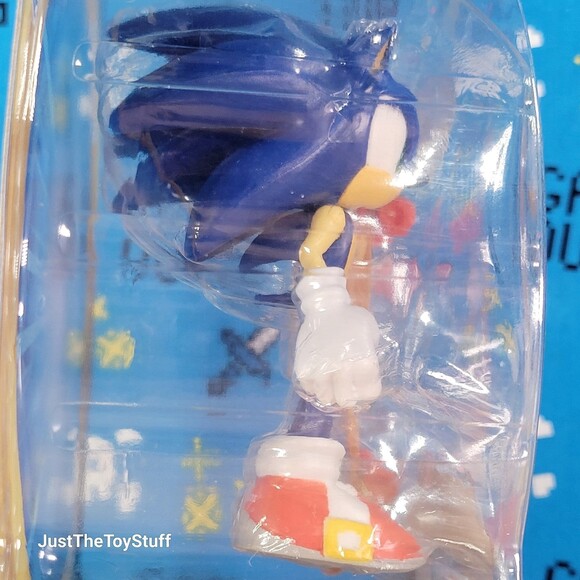 Jakks Pacific Sonic the Hedgehog w/ Skateboard 4" Collectible Video Game Figure - Picture 7 of 8